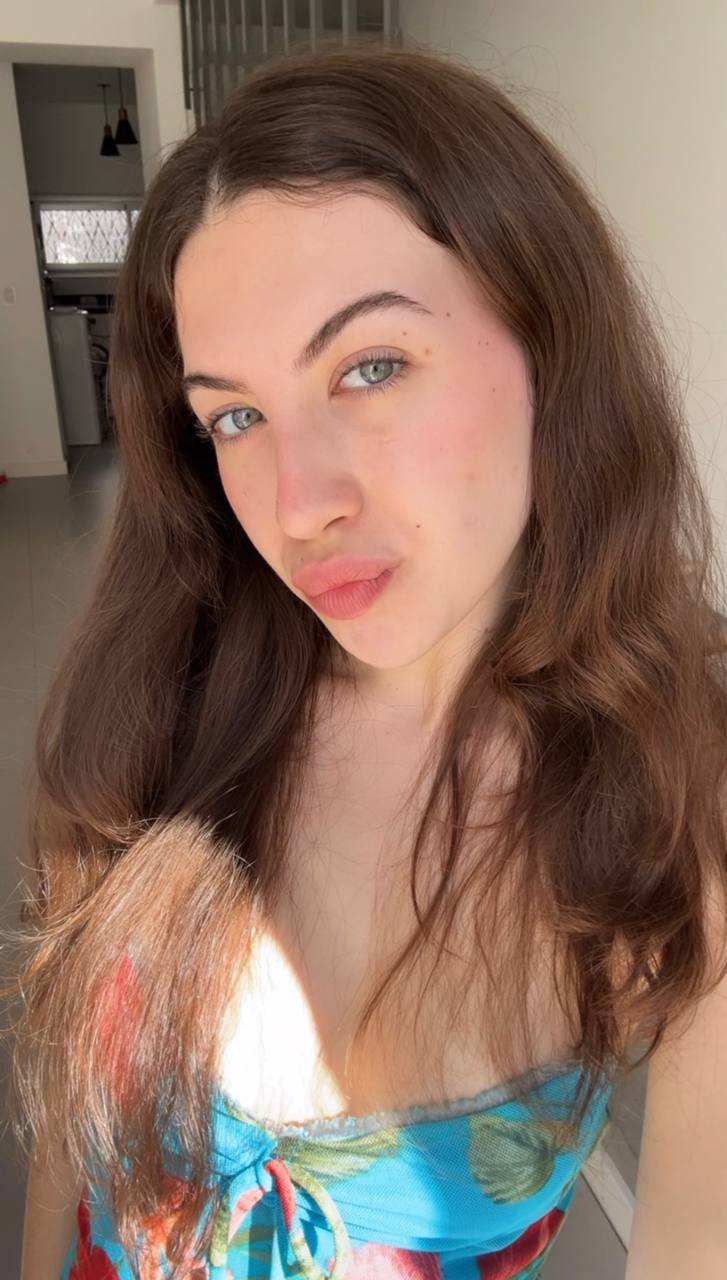 Nude girl Amber in Punin