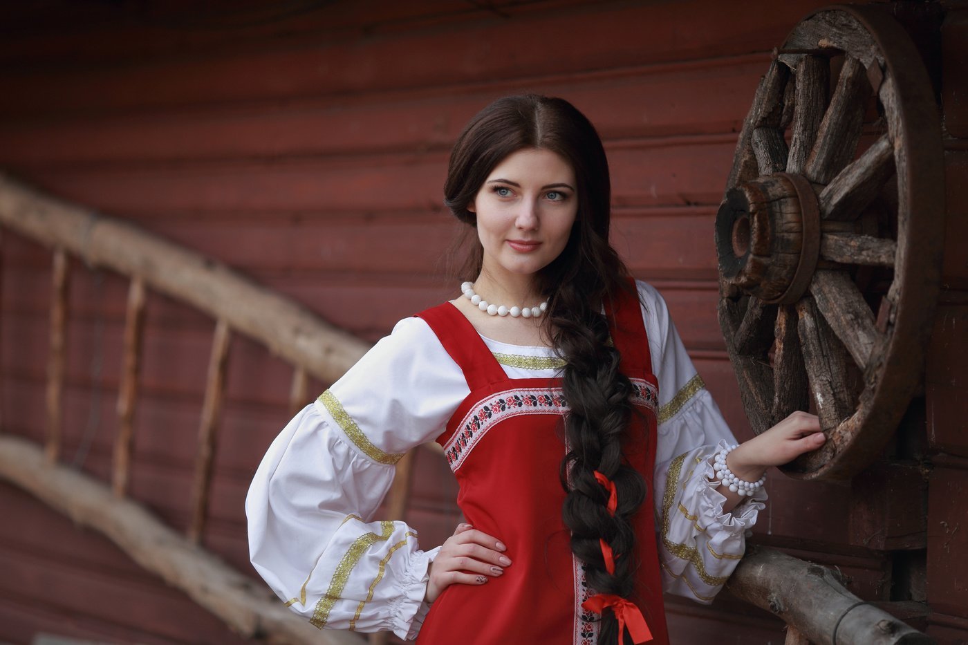 Girls in Slavic costumes in Punin